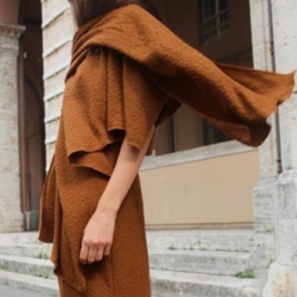 NWT Zara Rustic Boucle Asymmetric Turtleneck Cape. Size S